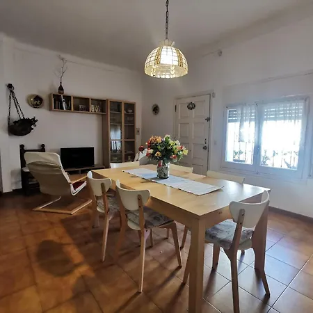 Casa Espaciosa De 10 Pers. Con Terraza, Cerca De La Playa Y Area De Entretenimiento En - Es-89-138