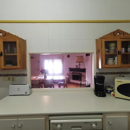 Casa Espaciosa De 10 Pers. Con Terraza, Cerca De La Playa Y Area De Entretenimiento En - Es-89-138 度假居 *