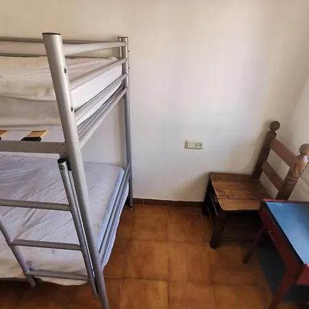 Casa Espaciosa De 10 Pers. Con Terraza, Cerca De La Playa Y Area De Entretenimiento En - Es-89-138 Llança