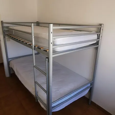 Casa Espaciosa De 10 Pers. Con Terraza, Cerca De La Playa Y Area De Entretenimiento En - Es-89-138 *